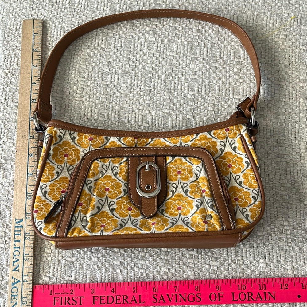 Target Cute Floral block print purse with Faux Leather trim and bottom, buckle - Picture 2 of 5